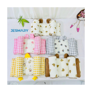 Gối chặn dành cho bé họa tiết caro